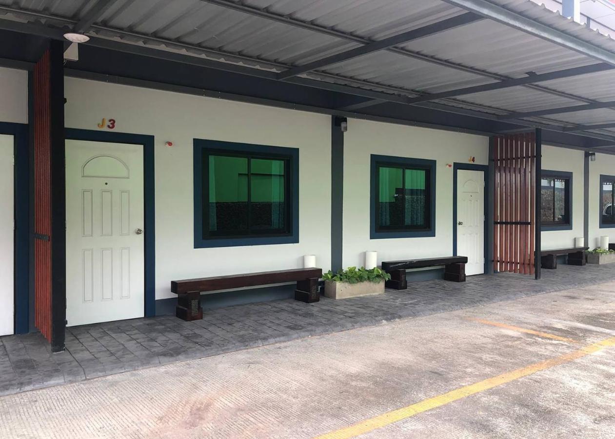 Jirapa Modern Resort Chonburi Exteriör bild