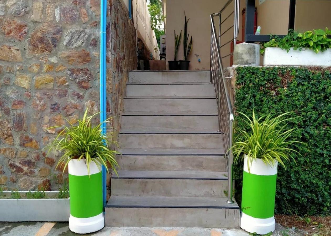 Jirapa Modern Resort Chonburi Exteriör bild