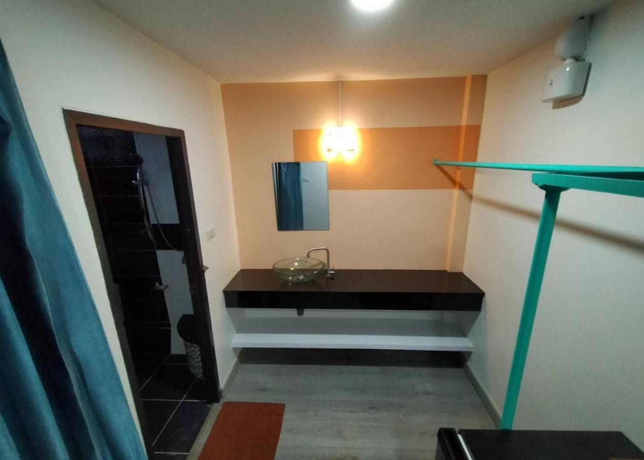 Jirapa Modern Resort Chonburi Exteriör bild