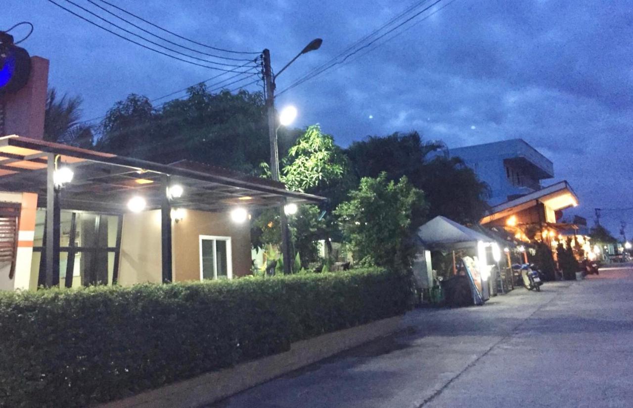 Jirapa Modern Resort Chonburi Exteriör bild