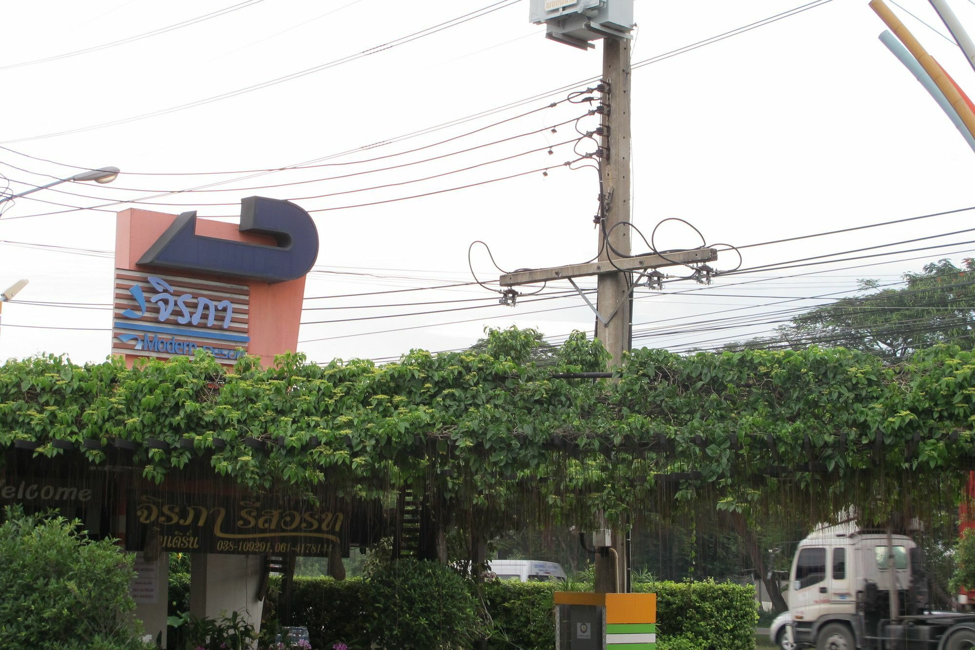 Jirapa Modern Resort Chonburi Exteriör bild